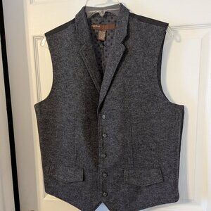 Men's gray vest, Perry Ellis, Large, $22.